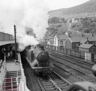 6637 at Abercynon