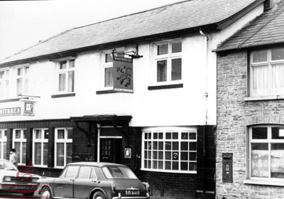 Hawthorn Inn, January 1977